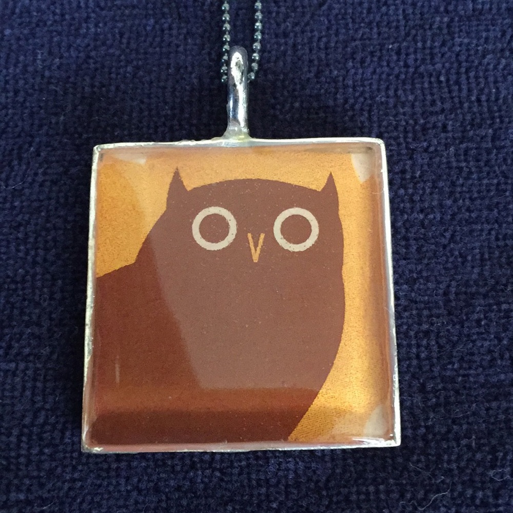 Owl necklace FREE with purchase❤️